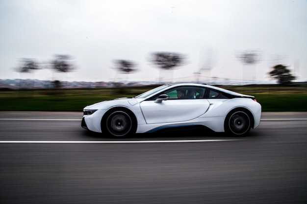Плюсы и минусы эксплуатации BMW i8