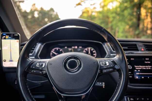 Как определить наличие люфта руля самостоятельно