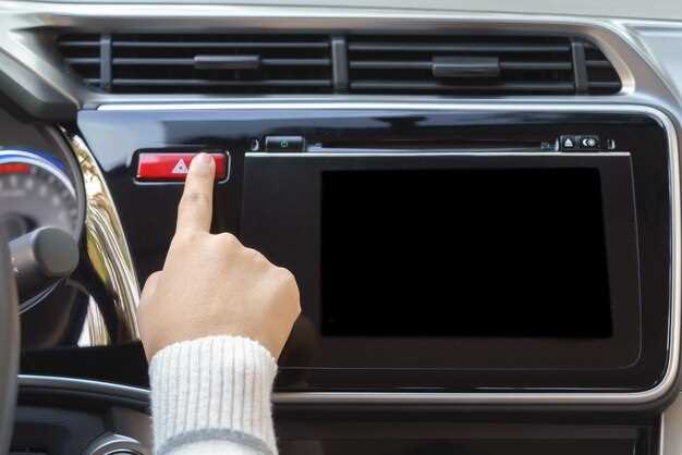 Как снять экран на Honda Accord 8: пошаговая инструкция