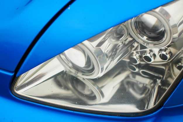 Отсоединение фишки от лампы