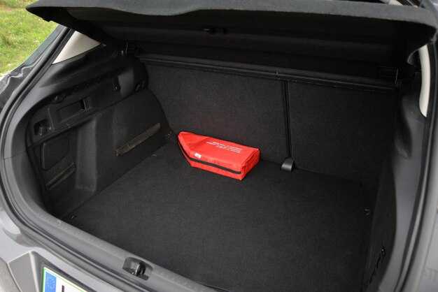 Регулировка или замена механизма замка