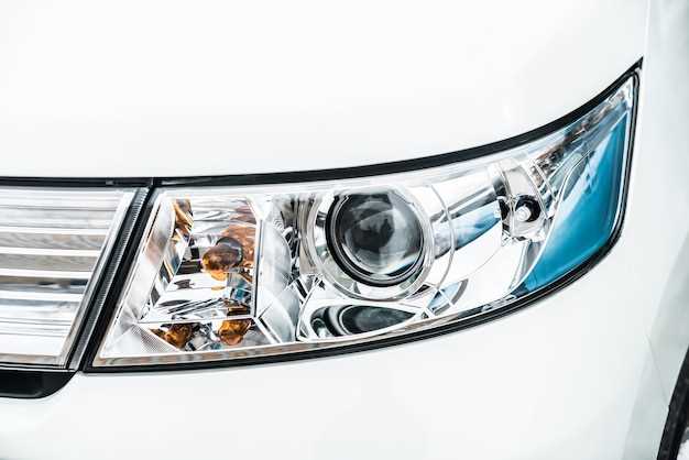 Разбор фары Kia Rio 4