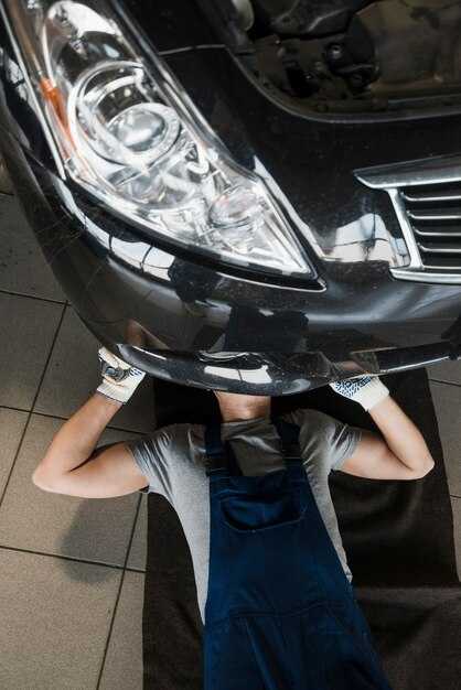 Регулировка фар вручную на Toyota Vitz 10 кузов