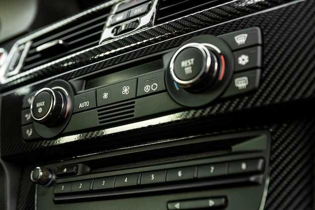 Подготовка к замене штатной акустики на Nissan Teana J32